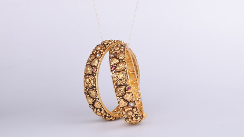Akira Bangles