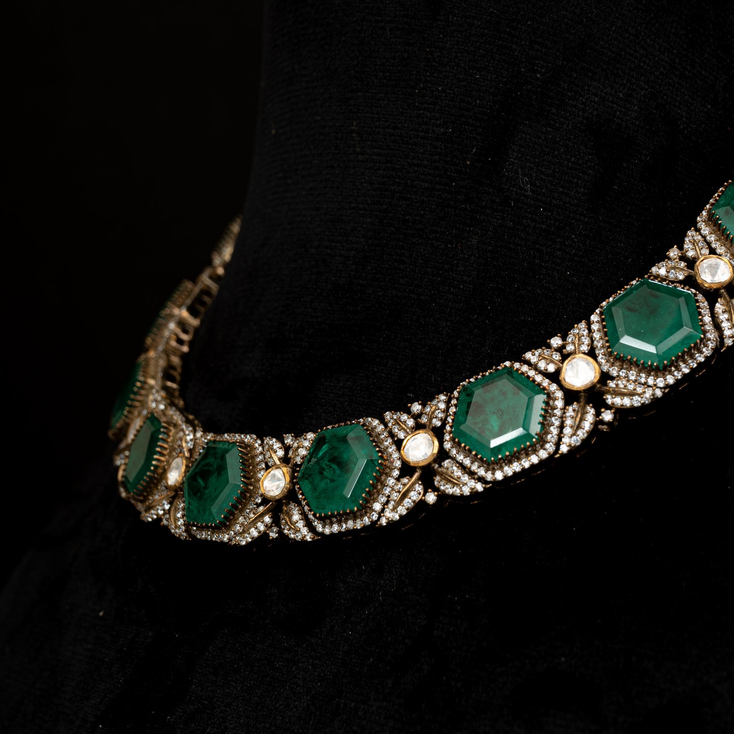 Ziha Necklace