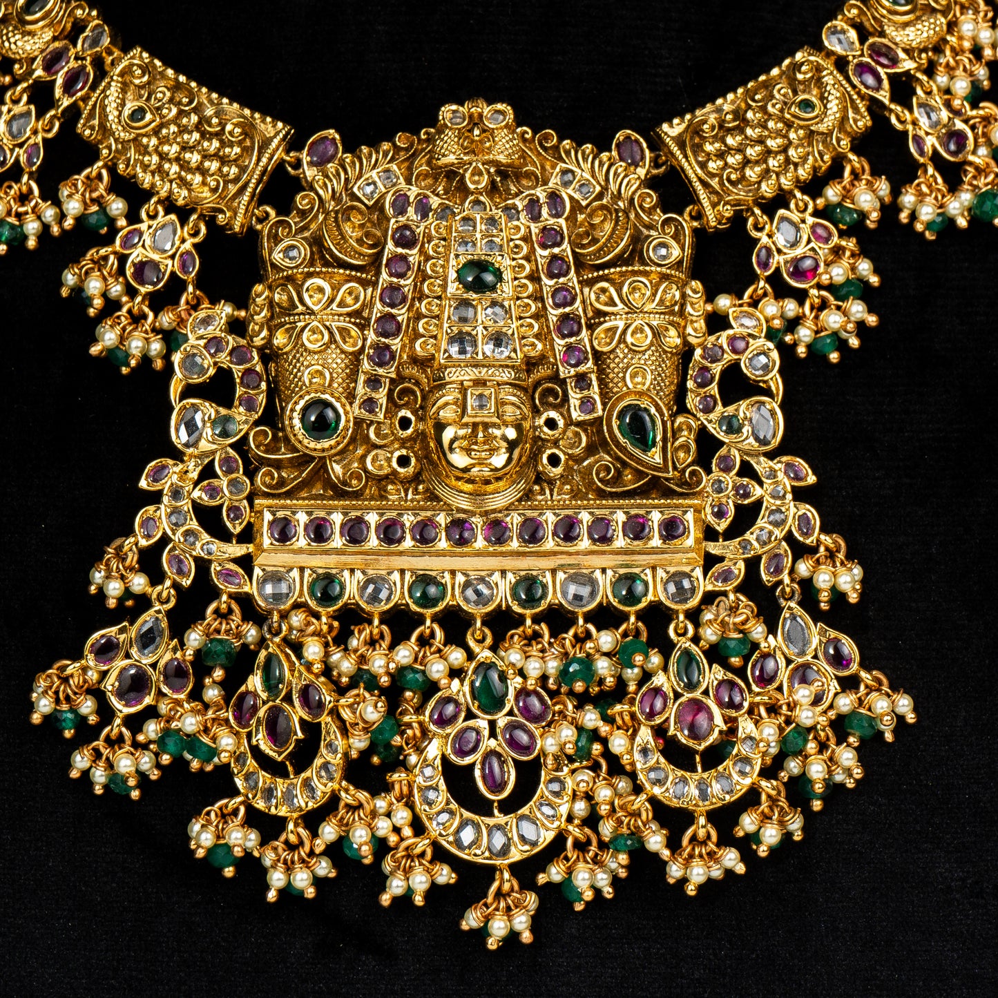 Vamika Necklace