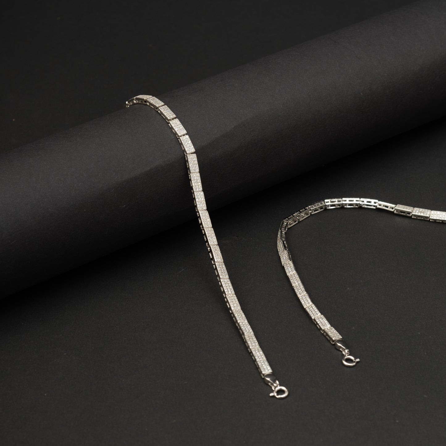 Prishaa 92.5 silver anklet, 92.5 silver anklet adorning cz stones