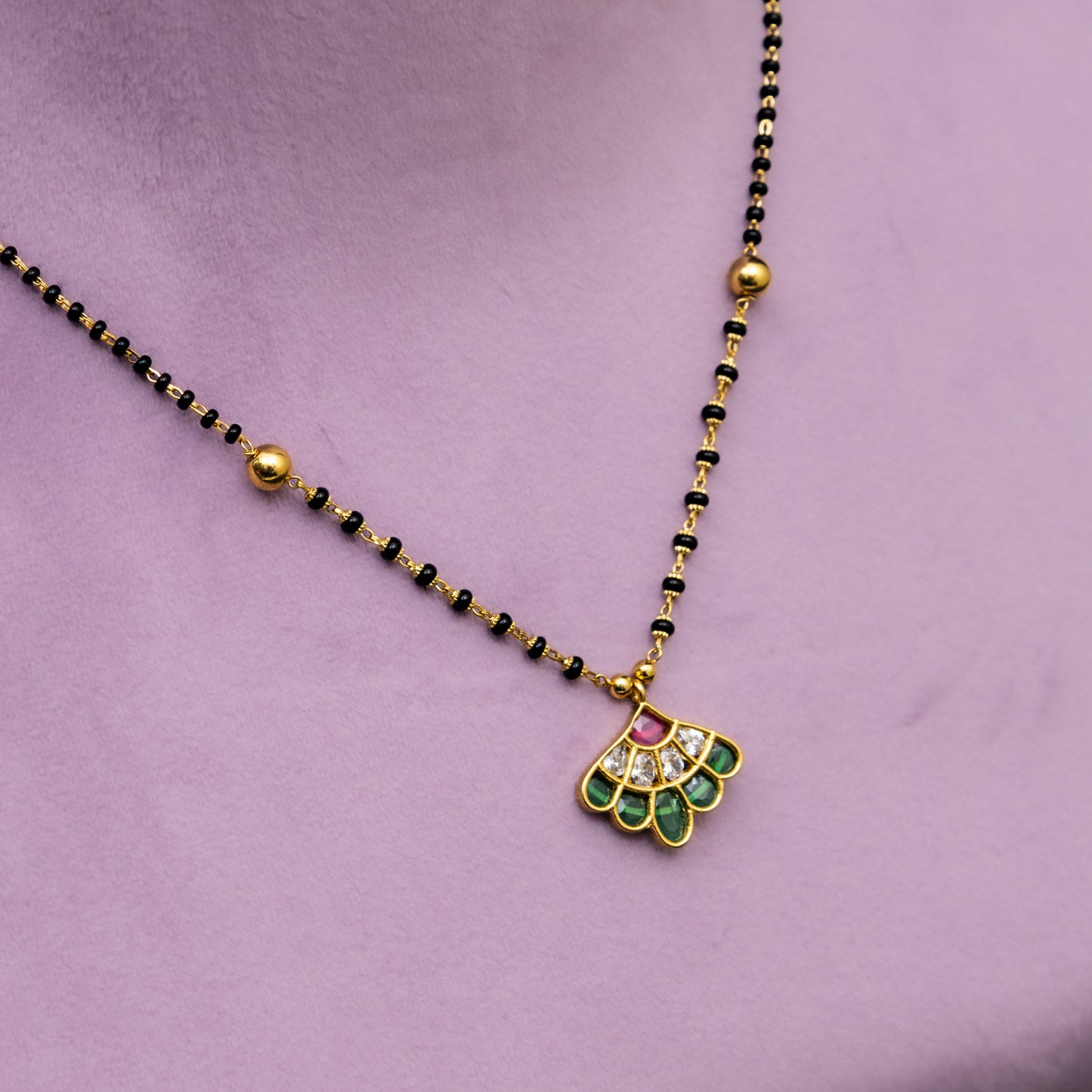 Ahna Black Beads Chain