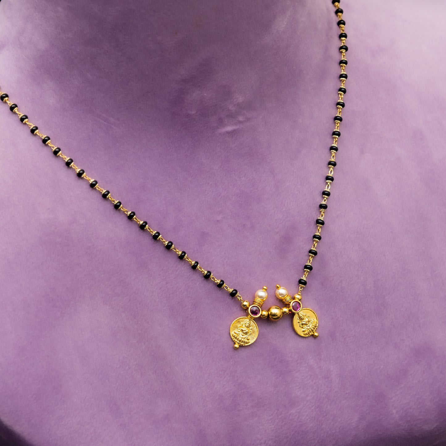 Nysha Black Beads Chain