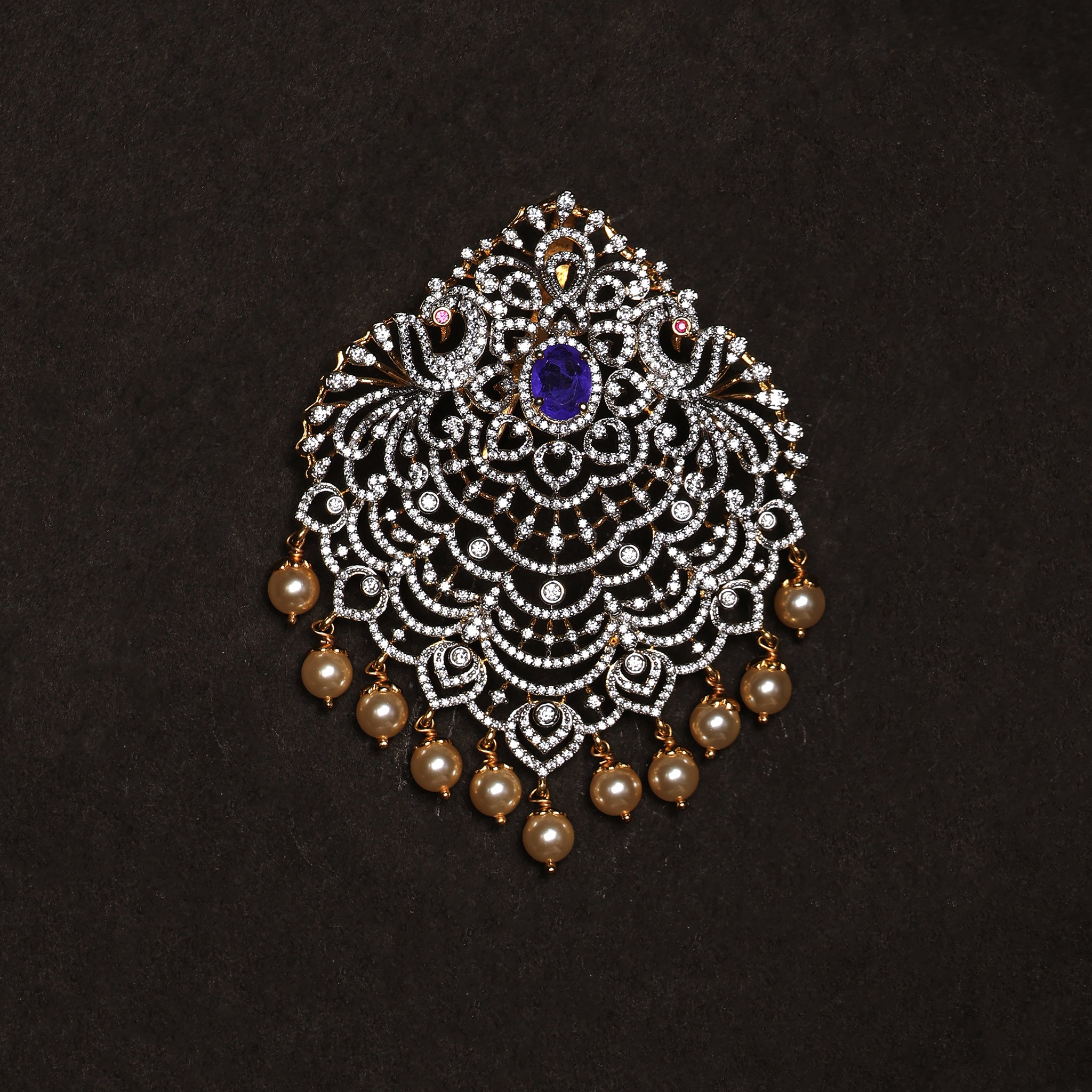 Nayara Pendant