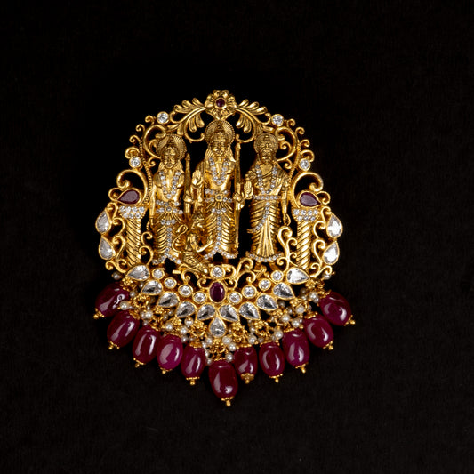 Sriya Pendant