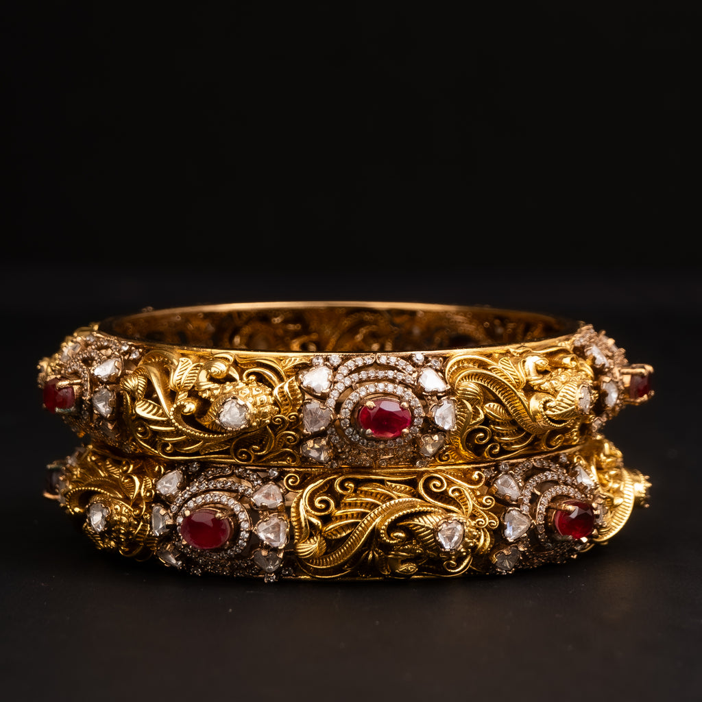 Amelia Bangles