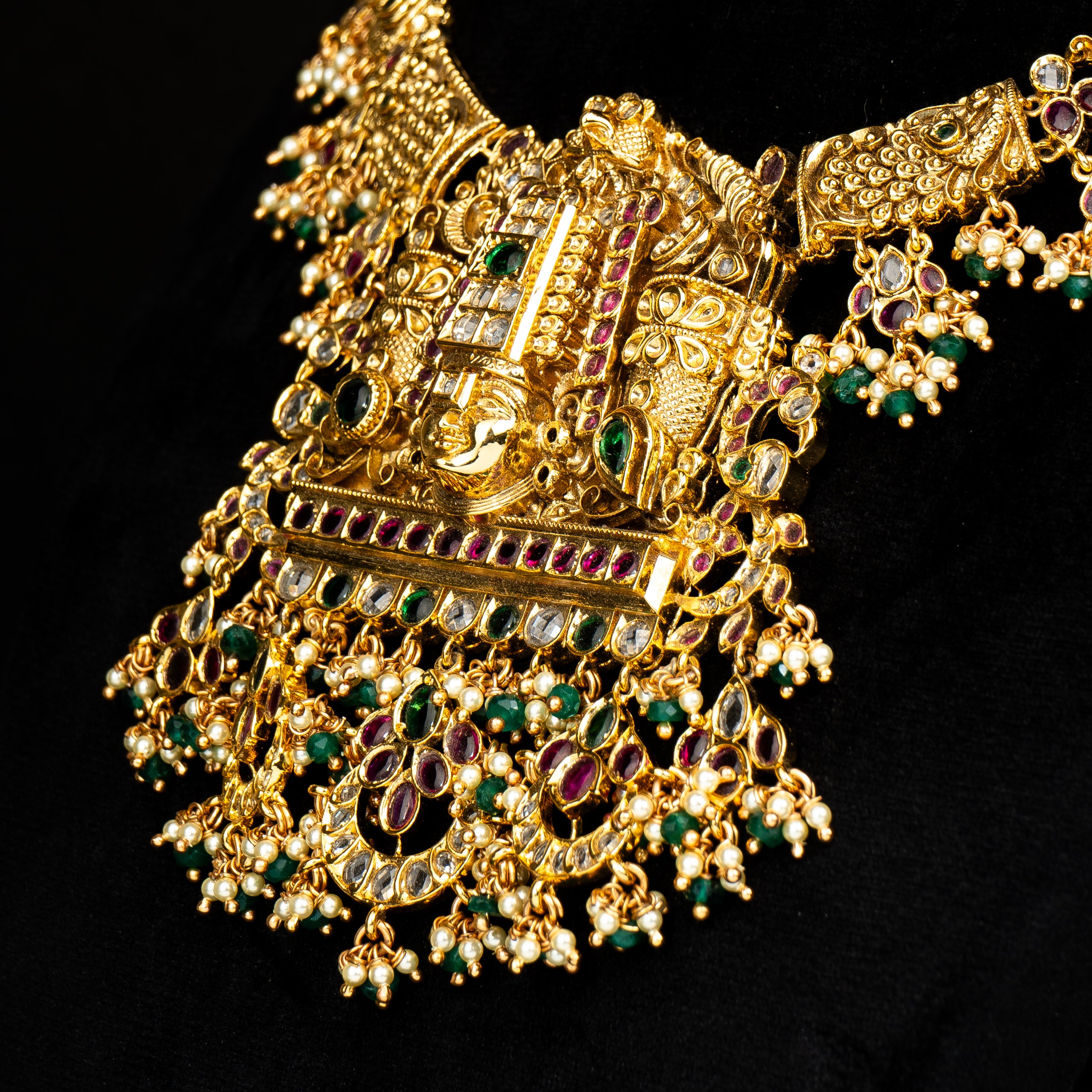 Vamika Necklace