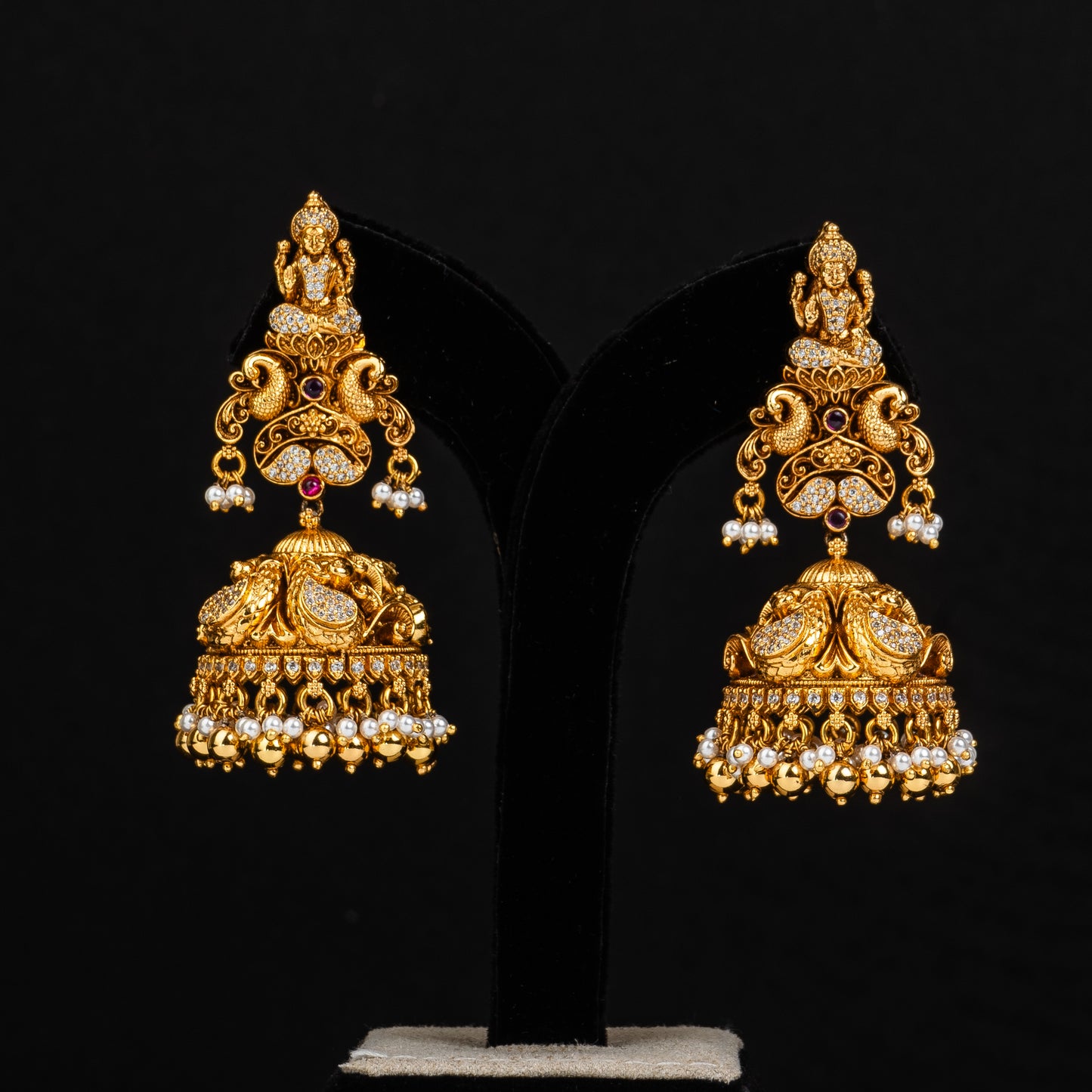 Nila Earrings