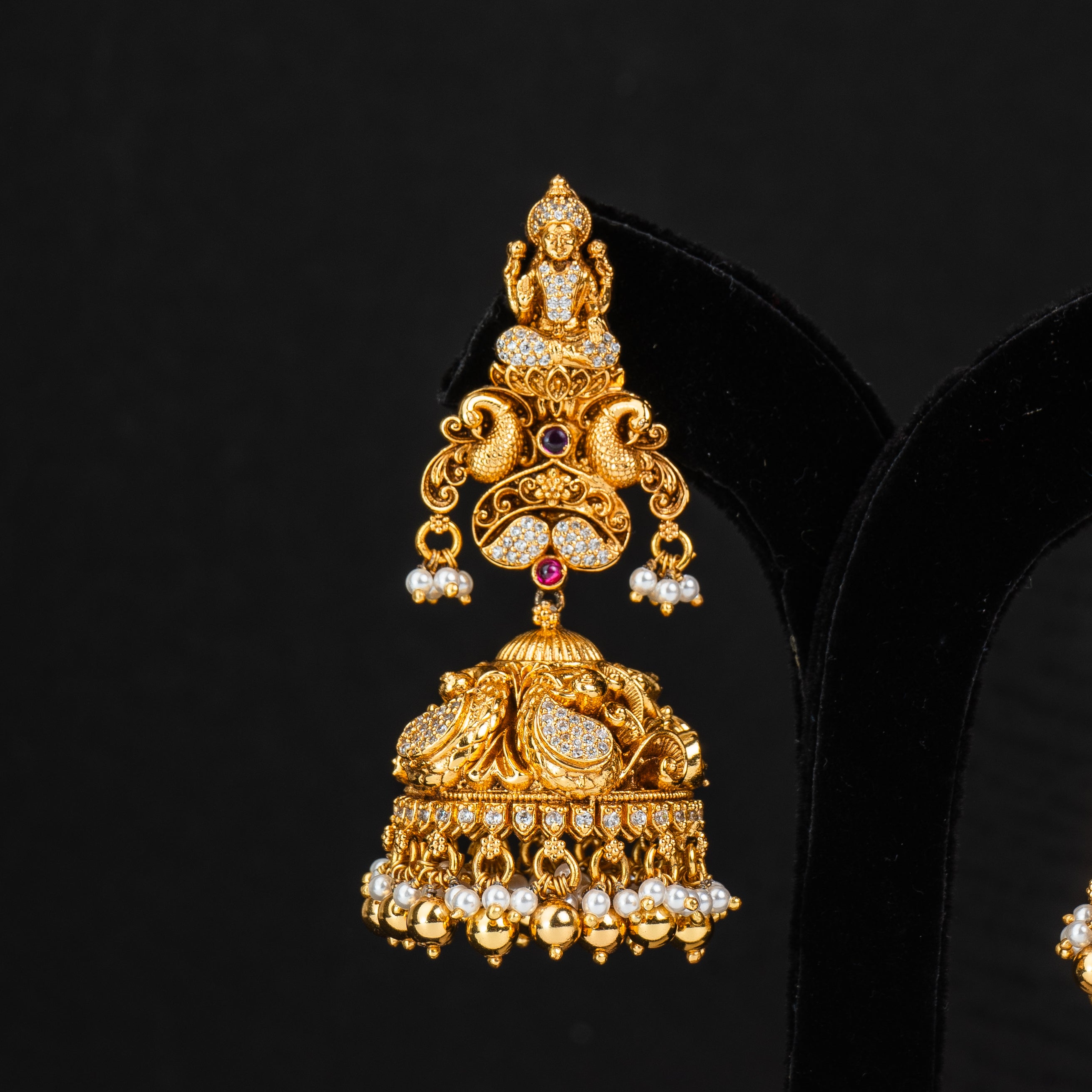 Nila Earrings