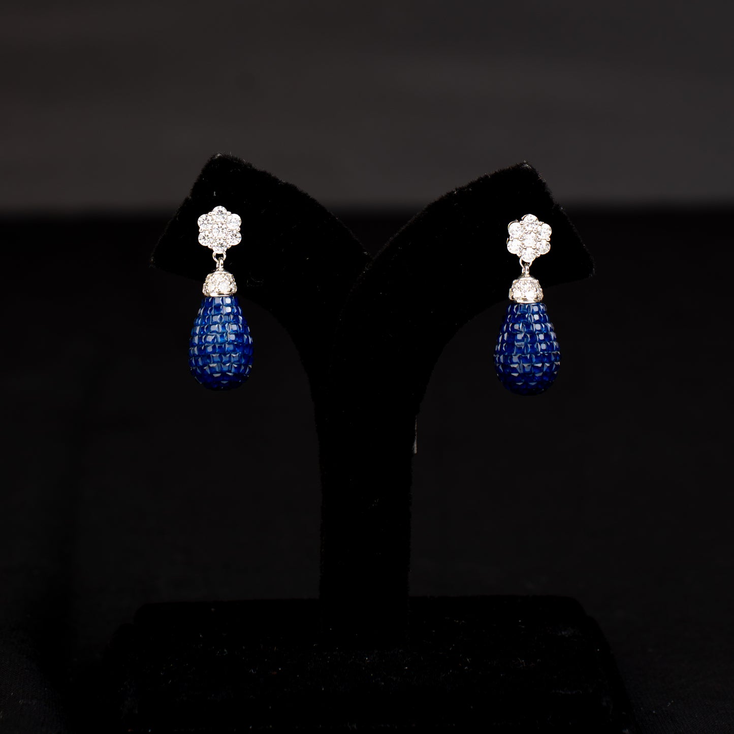 Advaita Earrings