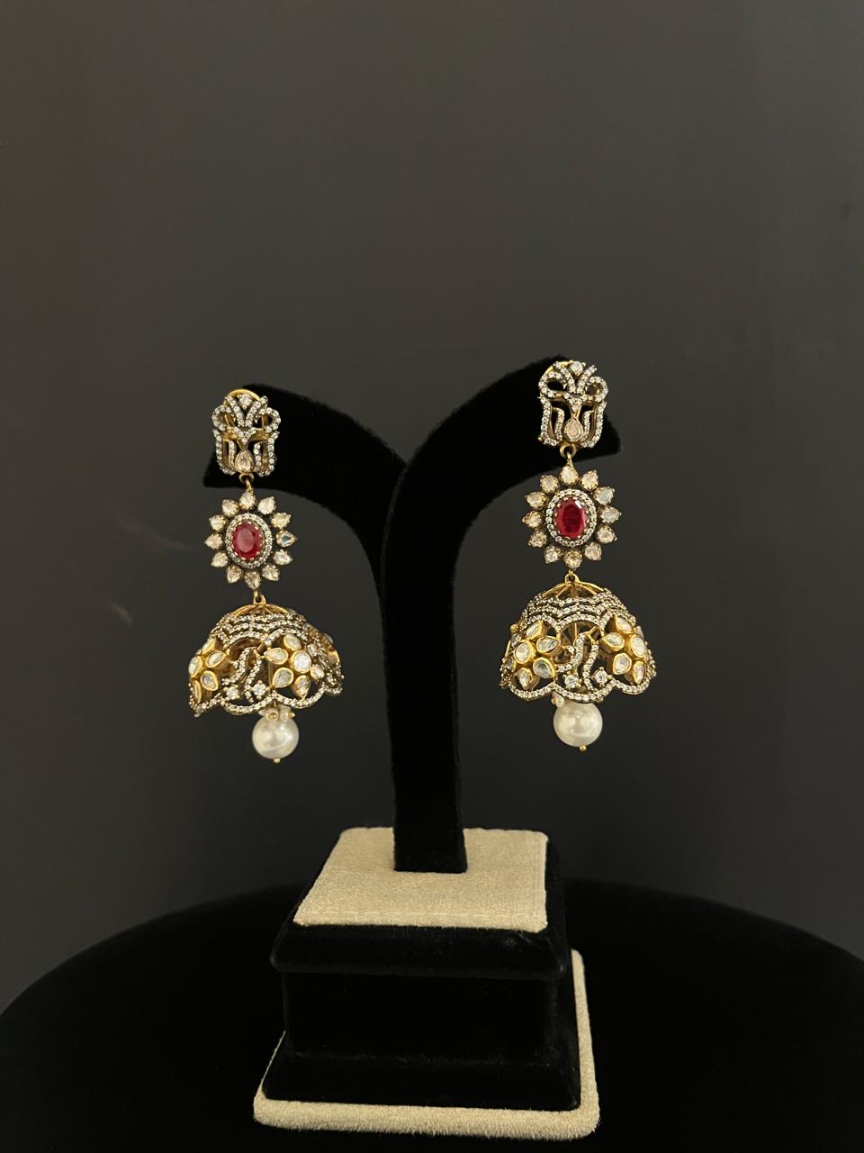 Triya earrings