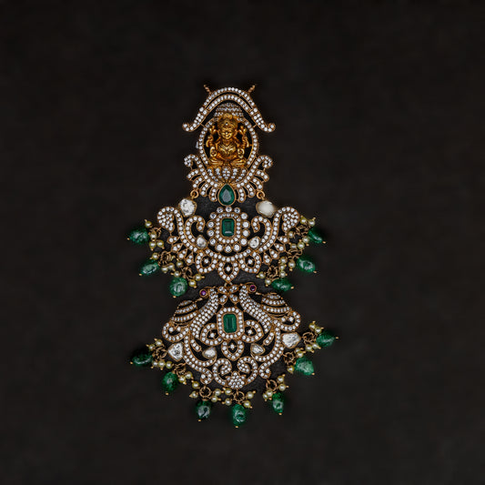 Aarohi pendant