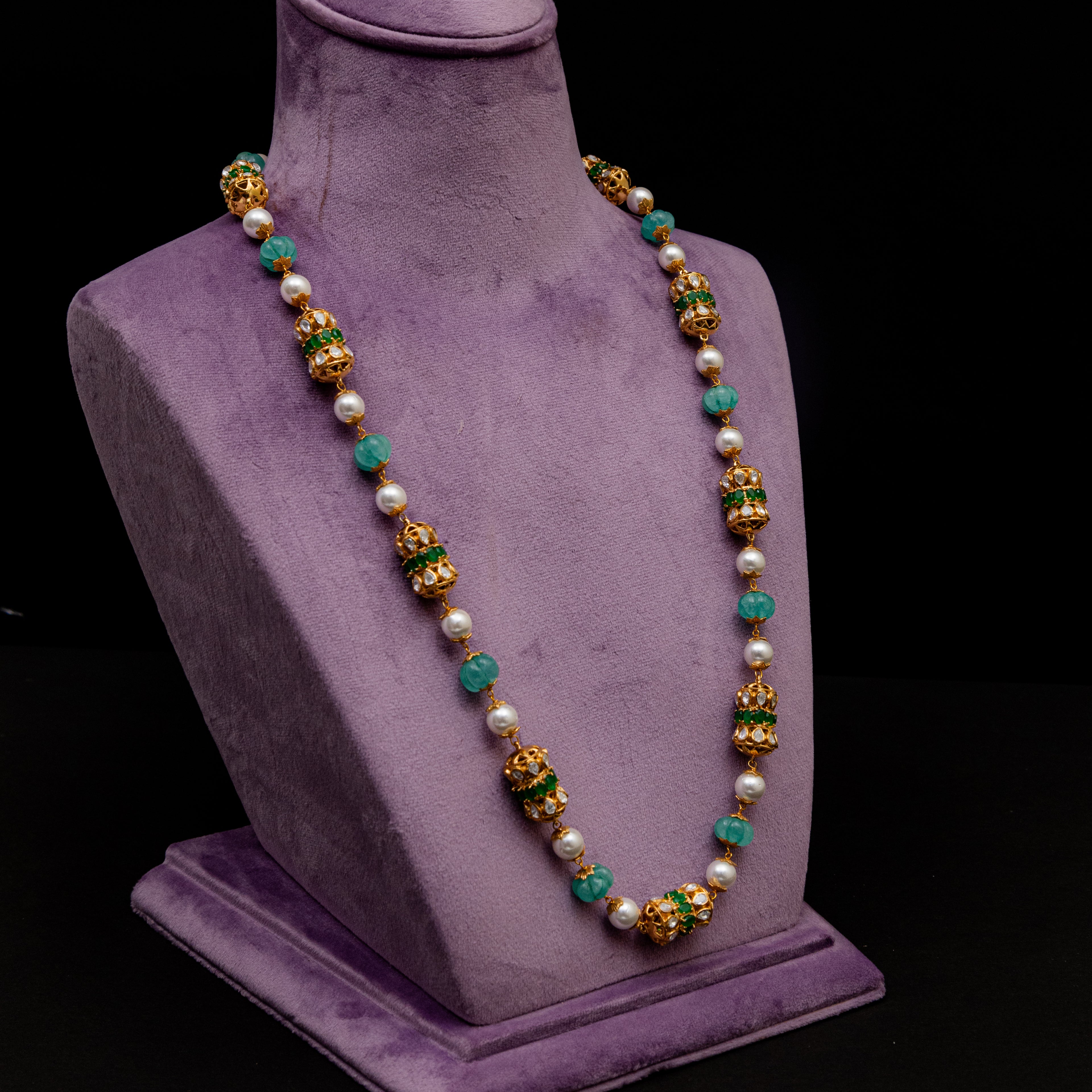 Eesha Chain