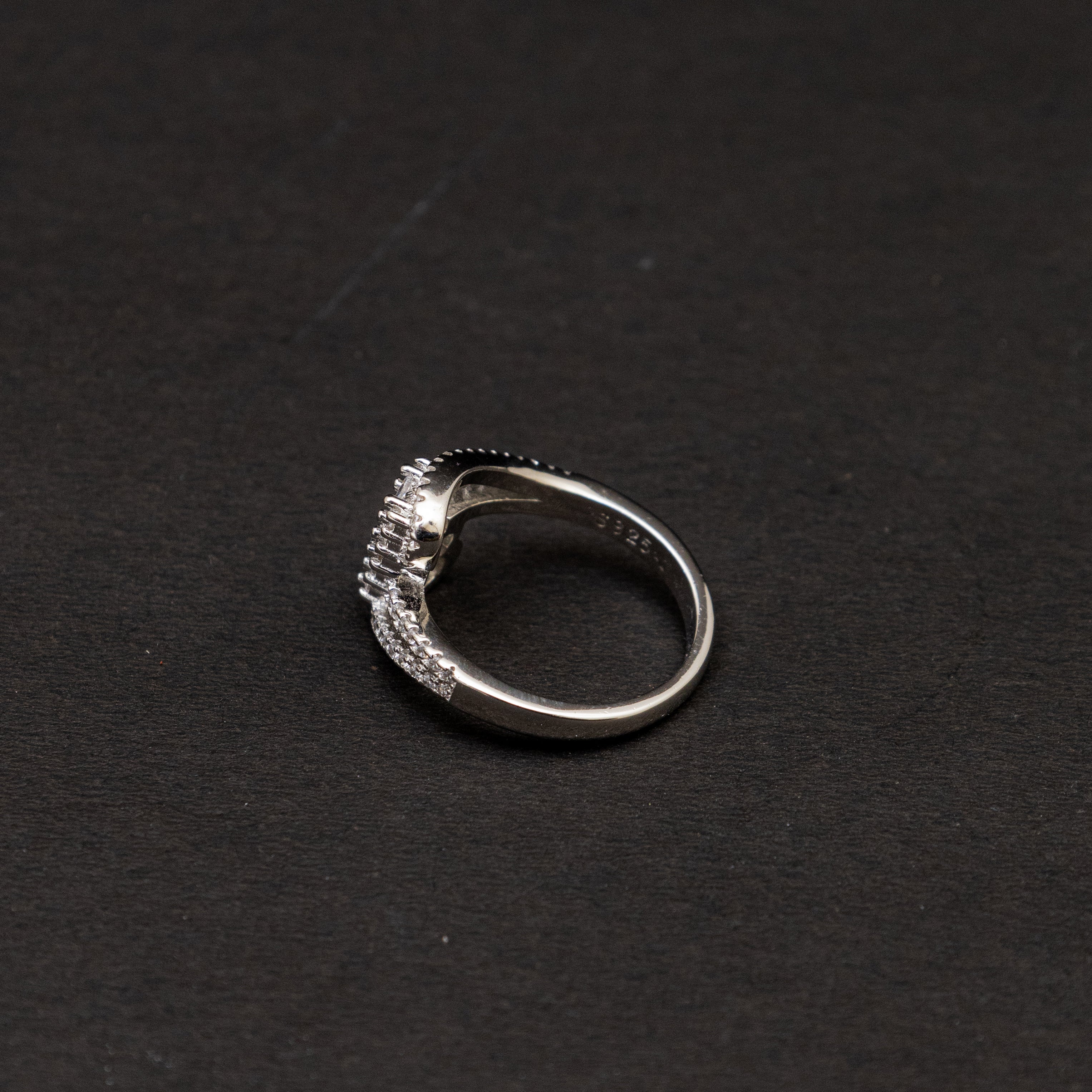 Eshika Ring