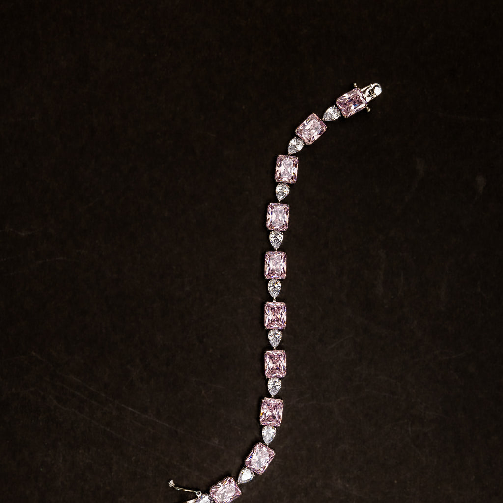 Lilly Bracelet