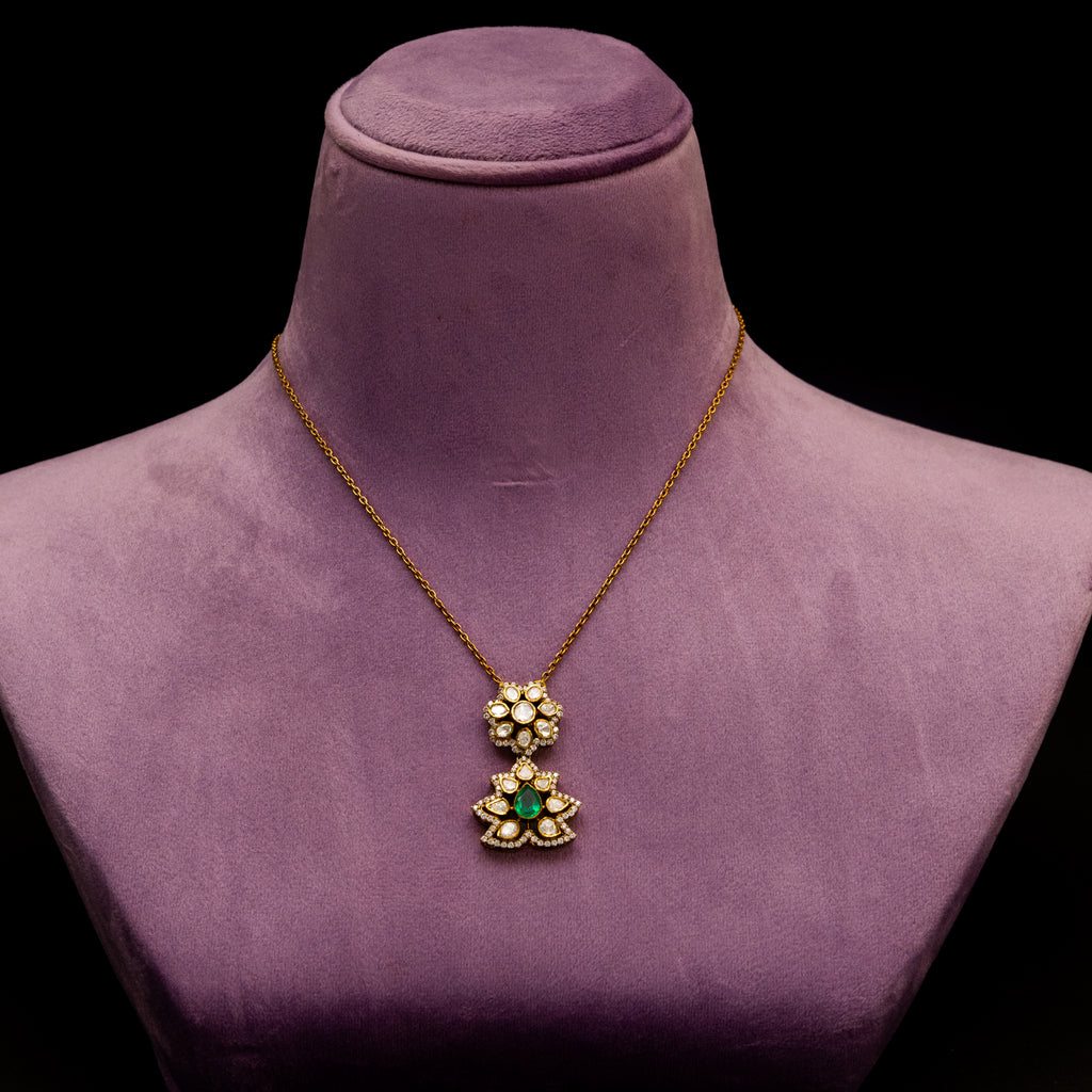 Shanaya Chain