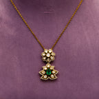 Shanaya Chain