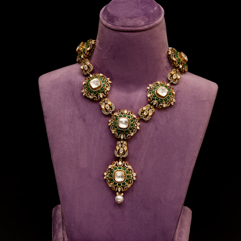 Aayushi Necklace