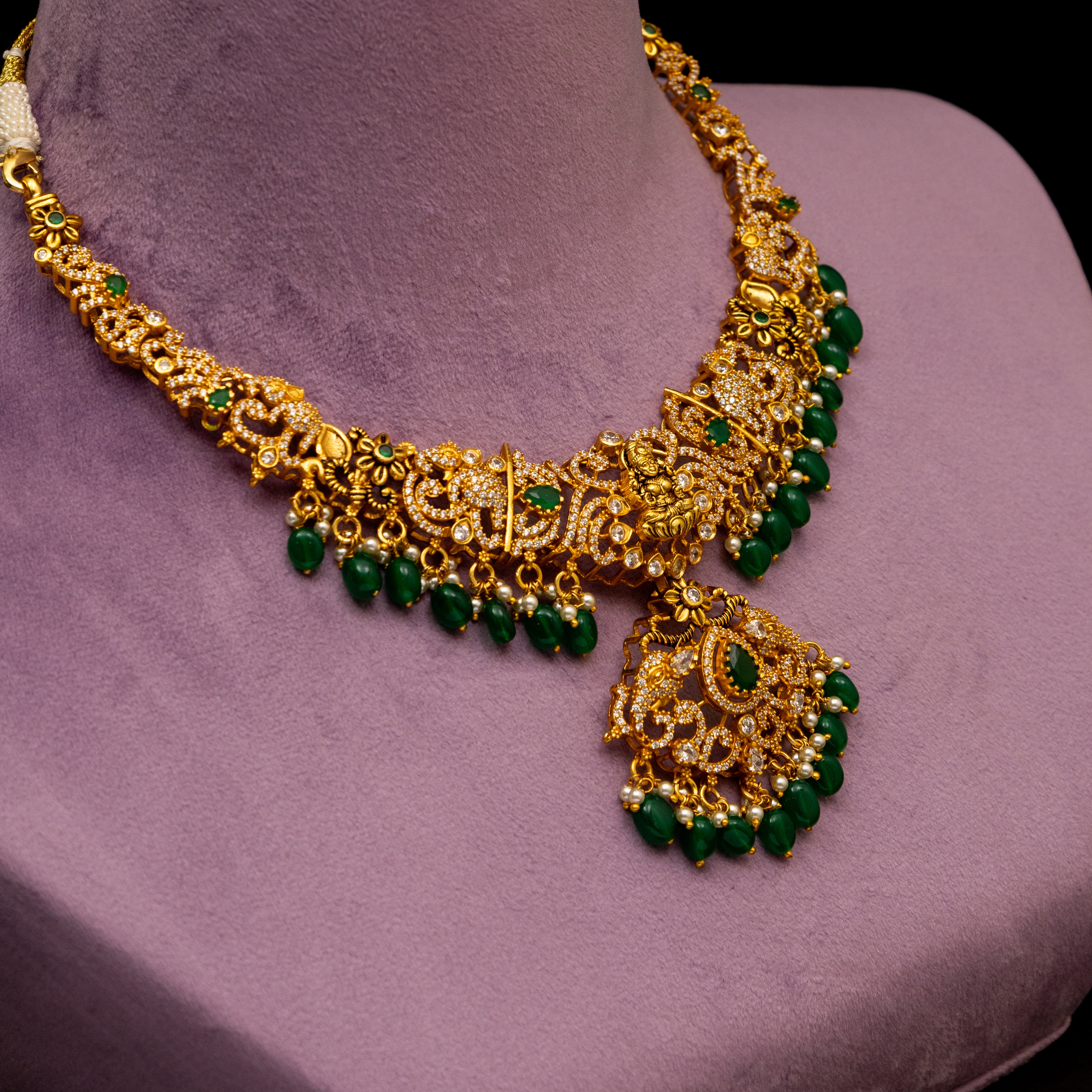 Estaa Necklace