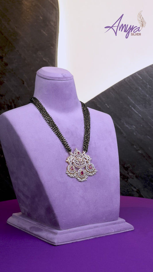 Eshana Necklace
